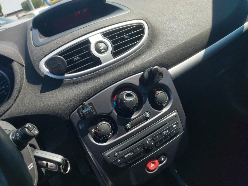 Renault Clio 1.2 16V 5 porte GPL Dynamique