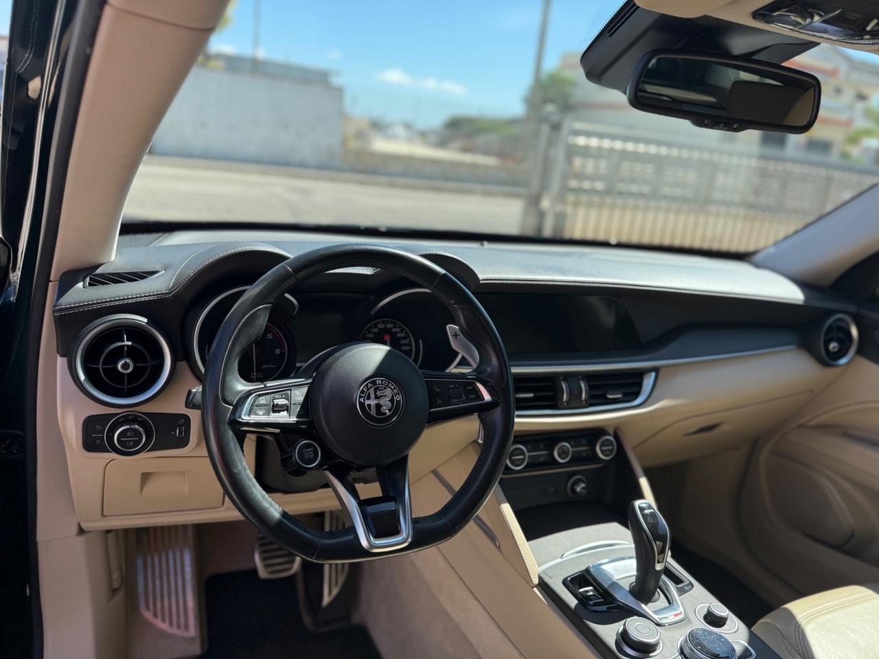 Alfa Romeo Stelvio 2.2 Turbodiesel 210 CV AT8 Q4 Veloce Tì