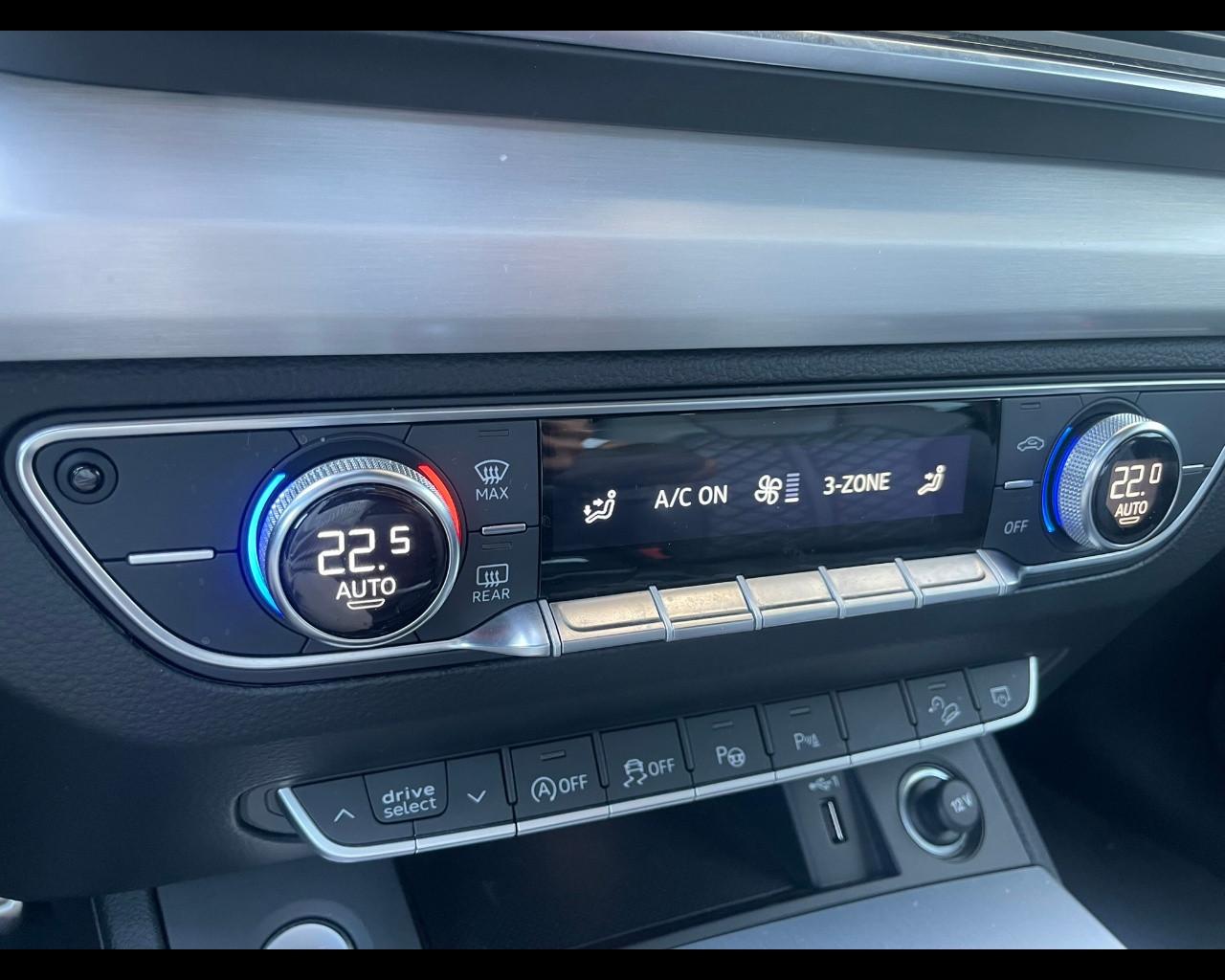AUDI Q5 2ª serie - Q5 SPB 40 TDI quattro S tronic S line plus