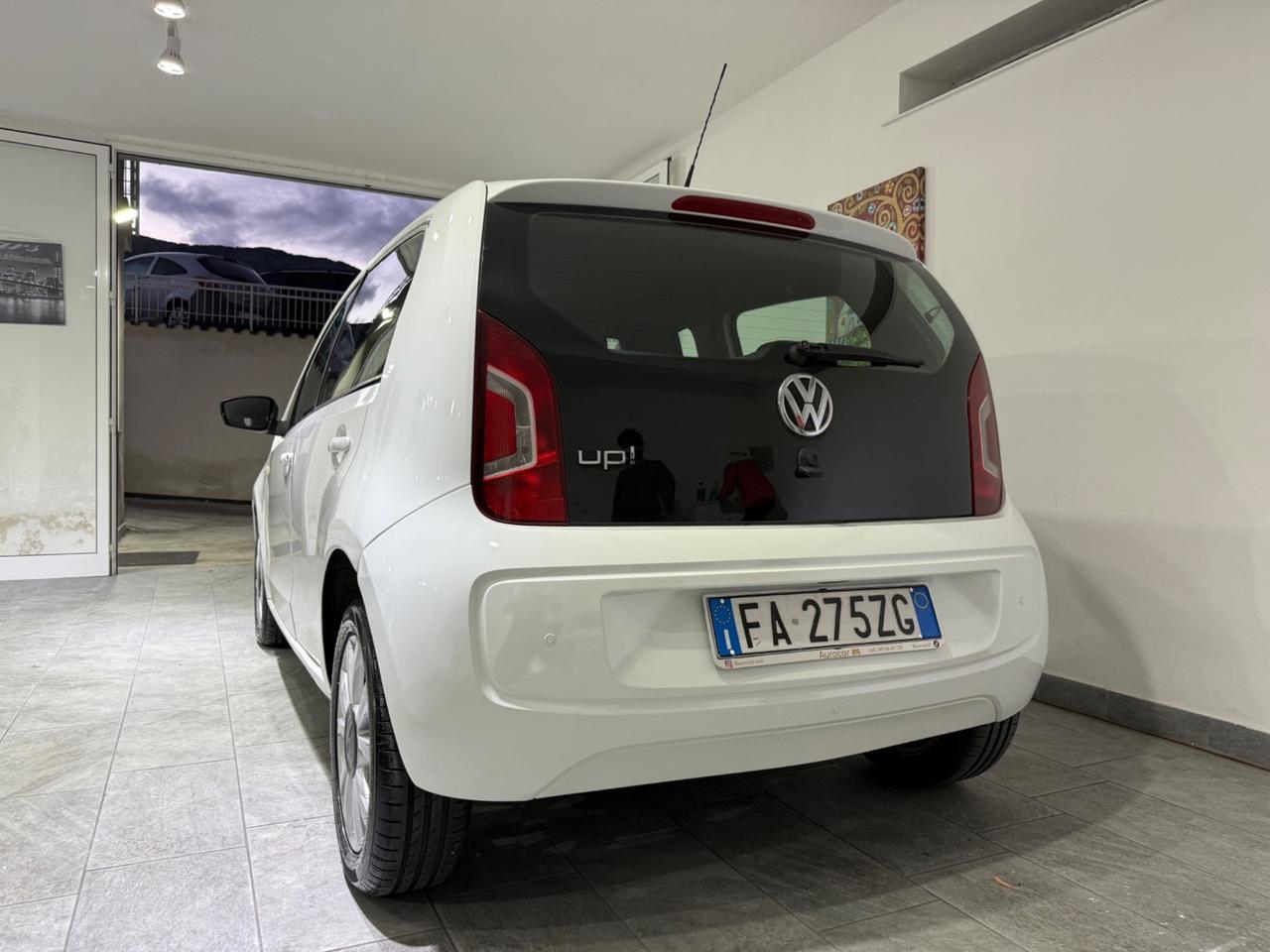 Volkswagen up! 1.0 75 CV 5p. club ASG
