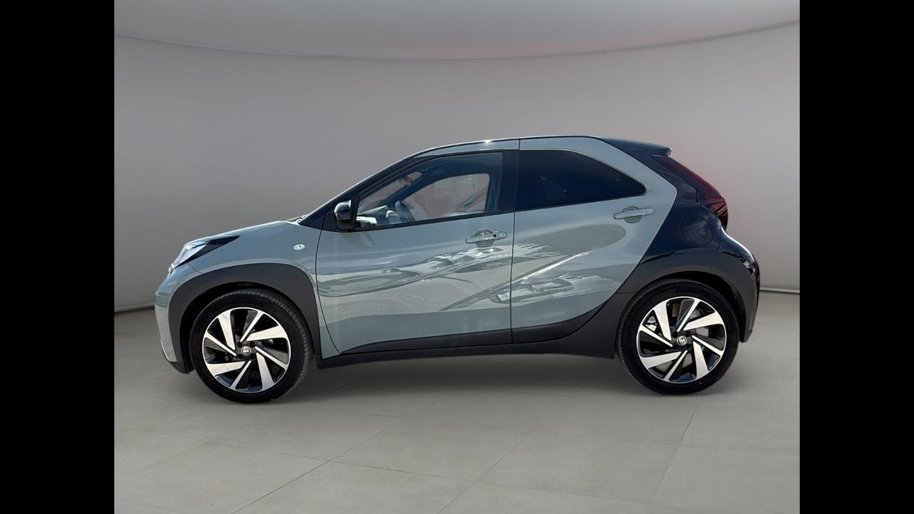 TOYOTA Aygo X 1.0B LOUNGE S-CVT - MY24