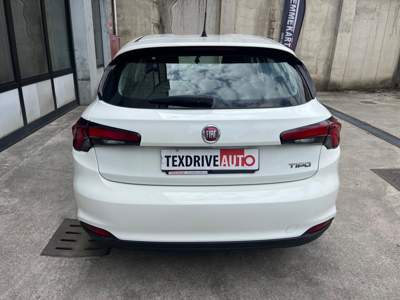 Fiat Tipo 1.4 T-Jet 120CV GPL 5 porte Easy