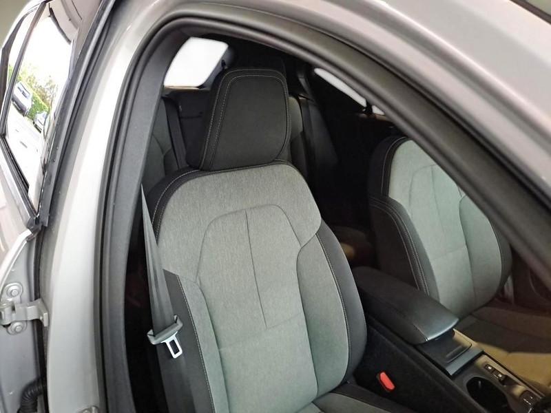 VOLVO XC40 B4 AWD AUTOMATICO CORE SUV