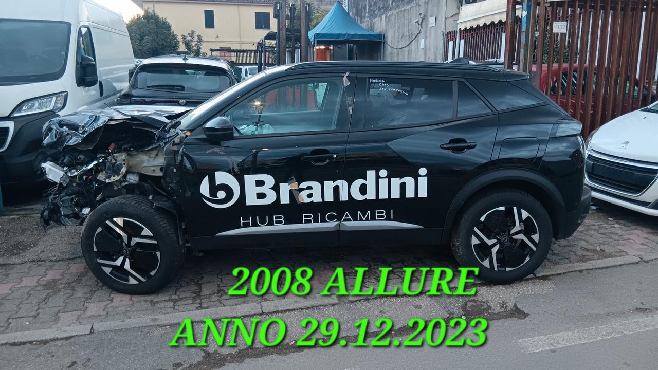 Peugeot 2008 ALLURE INCIDENTATA SINISTRATA MONDIALCARS 12.023