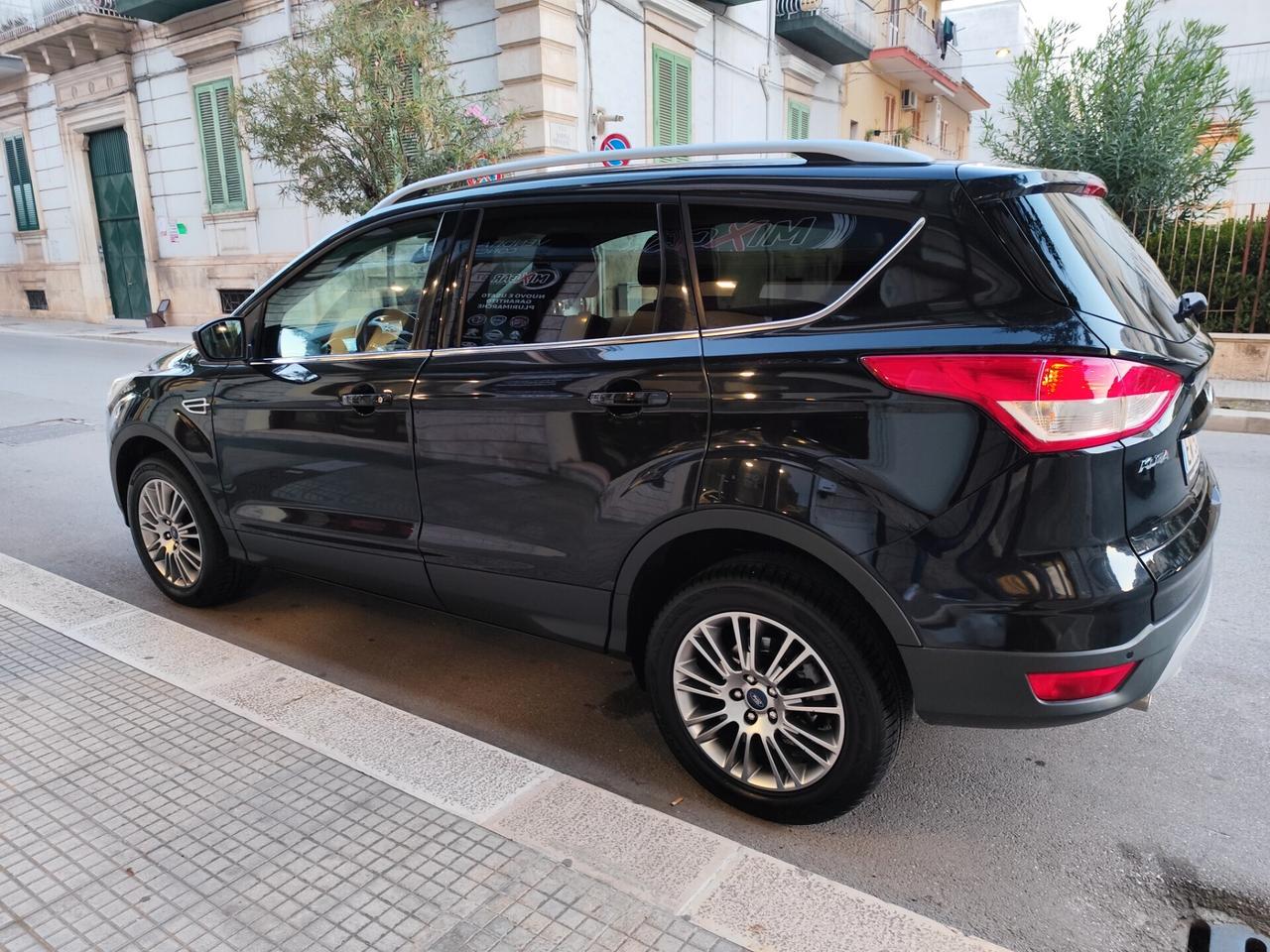 Ford Kuga 2.0 TDCI 163 CV 4WD GANCIO TRAINO