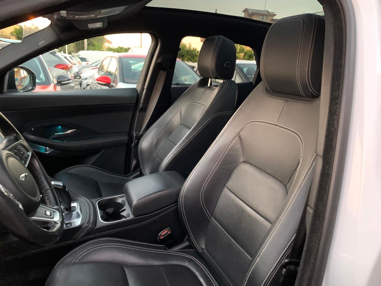 Jaguar E-Pace 2.0D 150 CV R-Dynamic