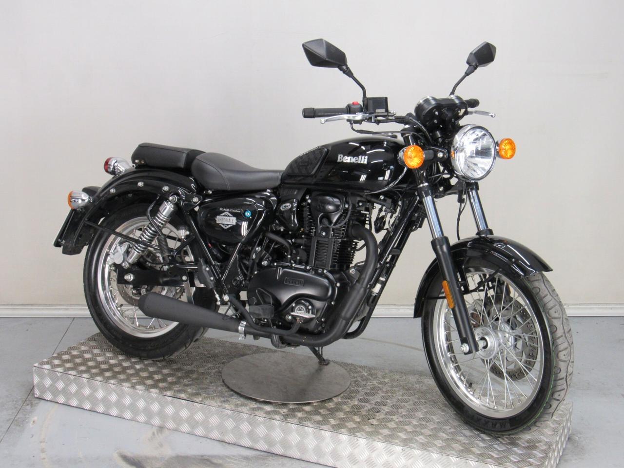 Benelli Imperiale 400 ABS BLACK EDITION