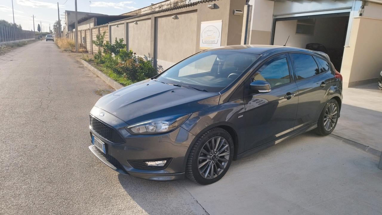 Ford Focus 1.5 TDCi 120 CV Start&Stop Powershift ST Line