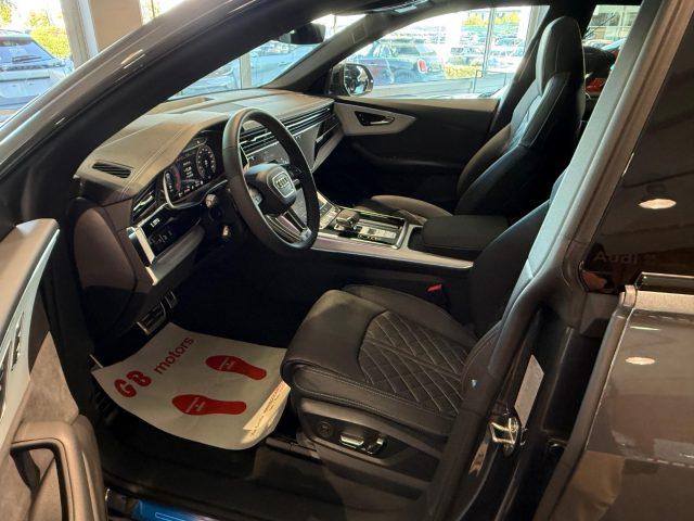 AUDI Q8 50 TDI 286 CV quattro S line edition Black Pack