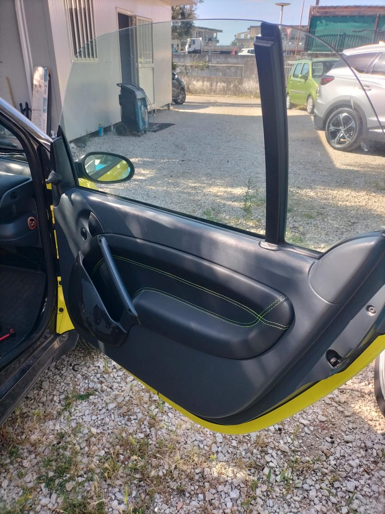 Smart ForTwo 700 coupé pure (37 kW)