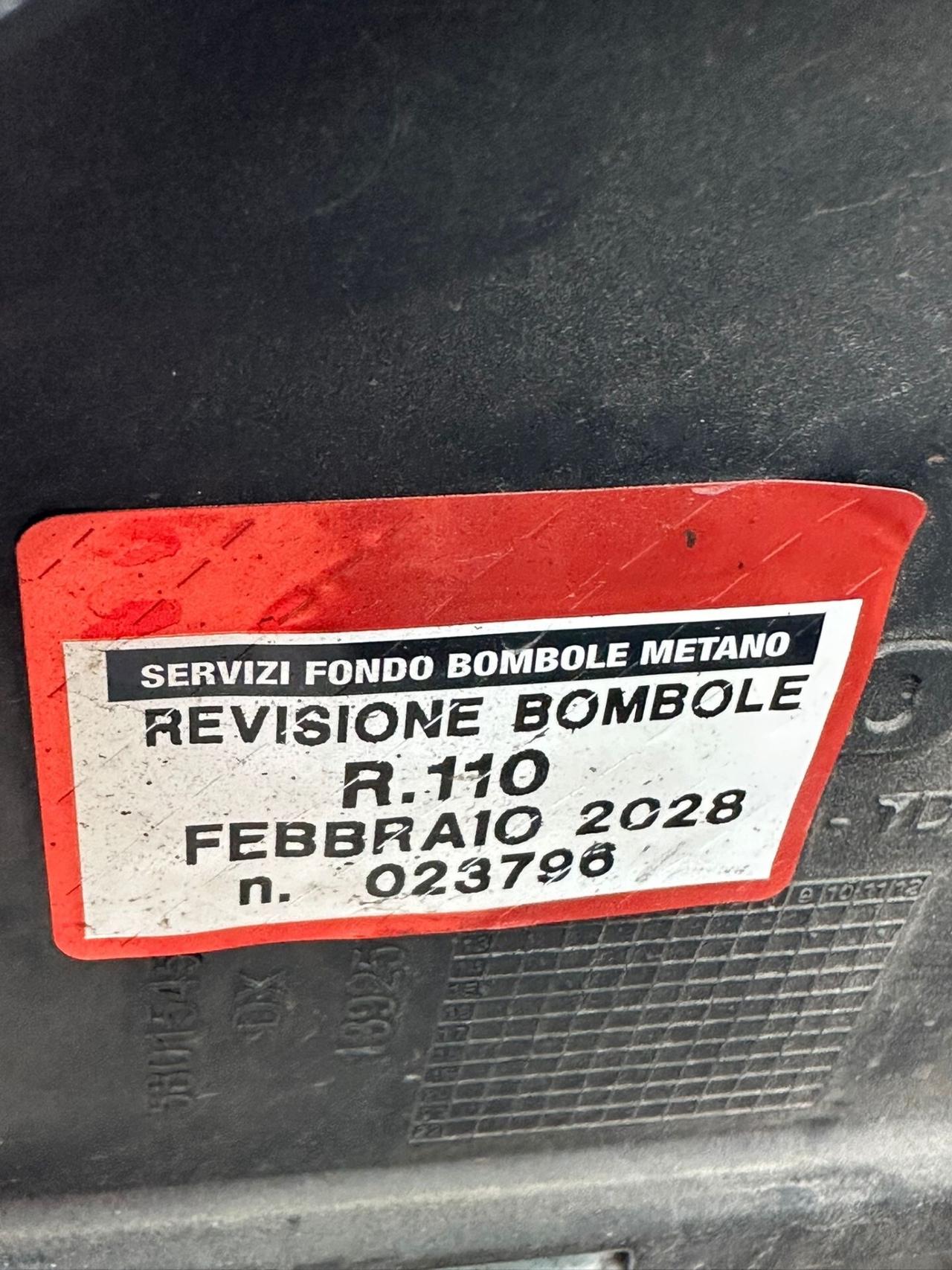 Iveco Dailly benzina metano cassone 4.40