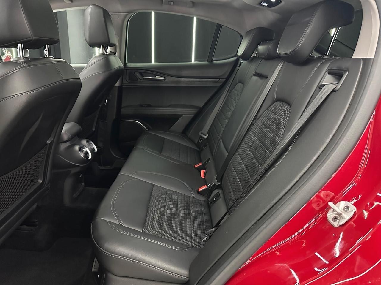 Alfa Romeo Stelvio 2.2 Turbodiesel 190 CV AT8 RWD Executive