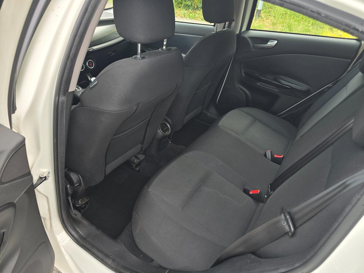 Alfa Romeo Giulietta 1.4 Turbo T Jet 120 CV Distinctive