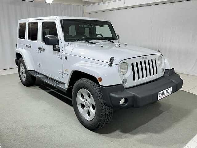 Jeep Wrangler Unlimited 2.8 CRD DPF Sahara