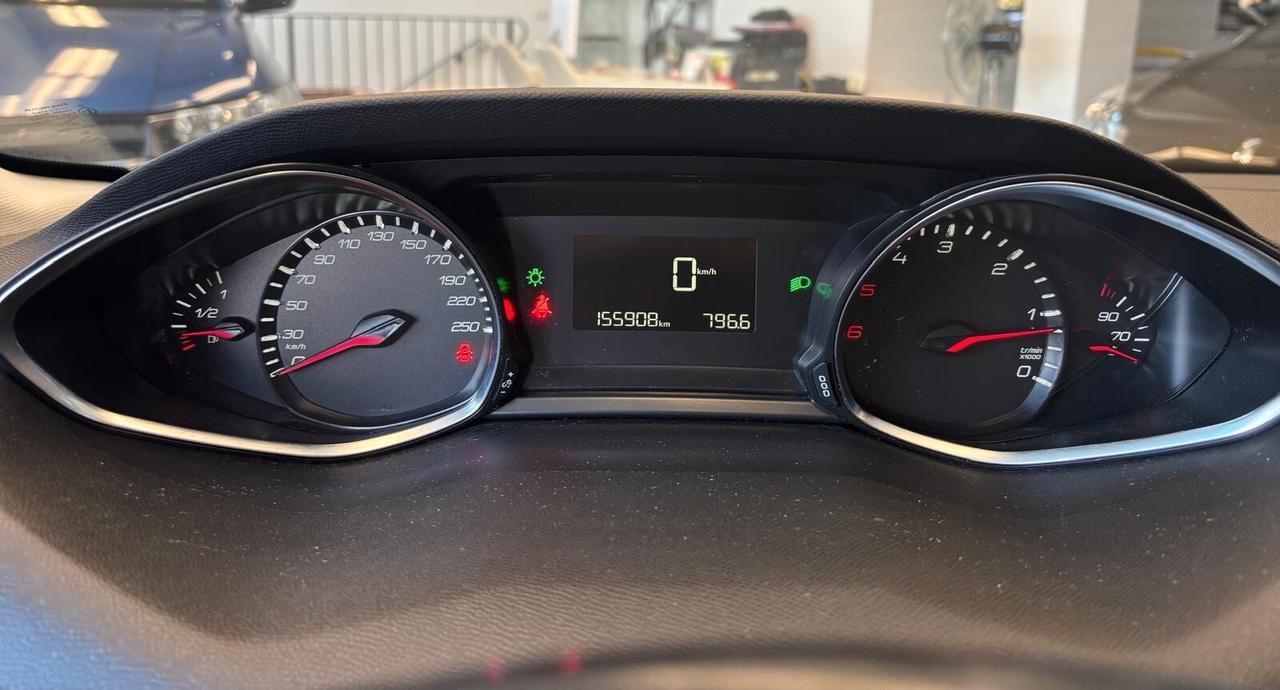 Peugeot 308 BlueHDi 120 cv anno 2018 AUTOCARRO