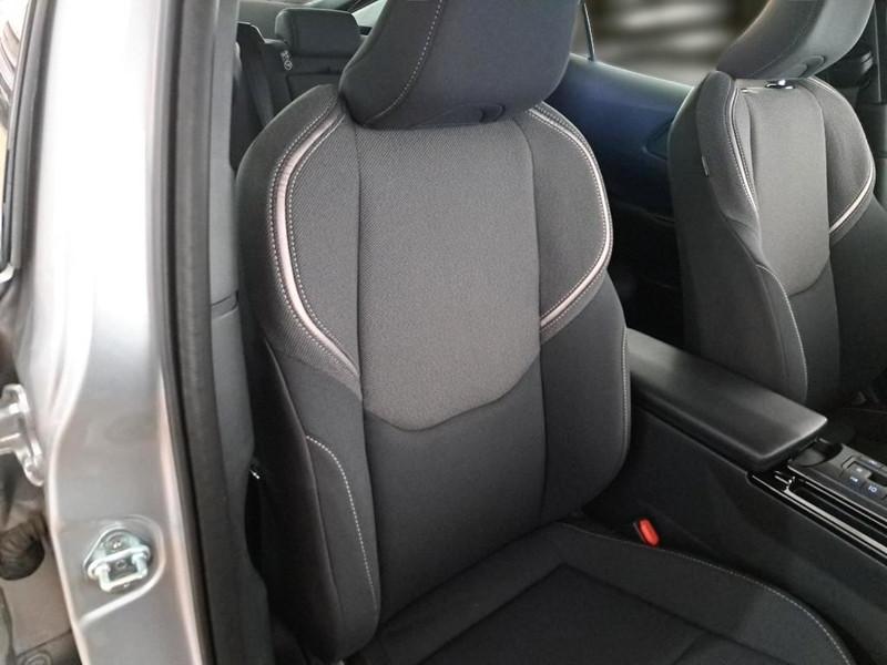 TOYOTA PRIUS PLUG-IN HYBRID LOUNGE 5 PORTE BERLINA