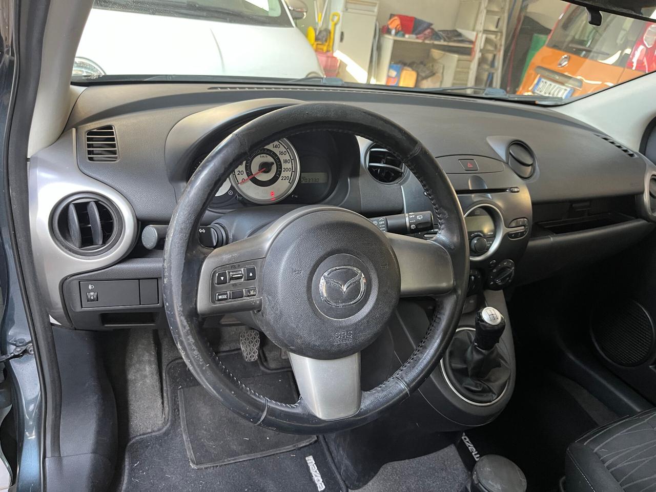 MAZDA 2 - 1.3 BENZINA - 5 PORTE - ANCHE PER NEOPATENTATI - UNICO PROPRIETARIO