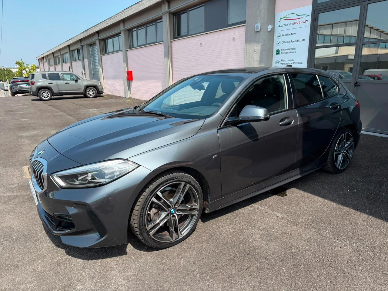 Bmw 118 118d 5p. Msport