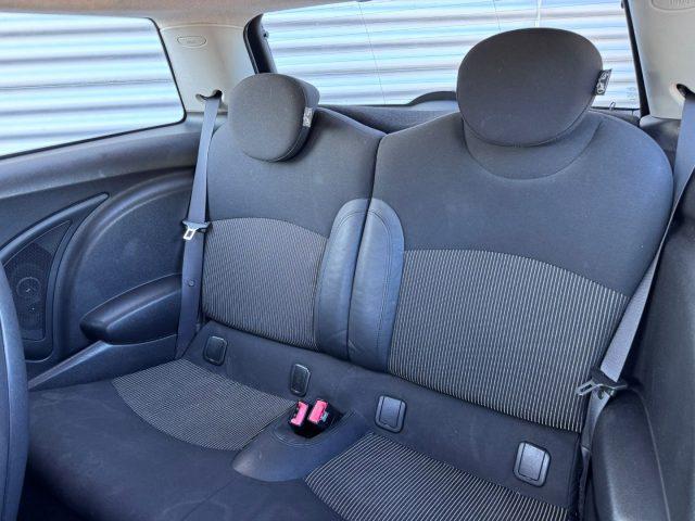 MINI Cooper 1.6 16V Cooper da RIVEDERE motore non regolare