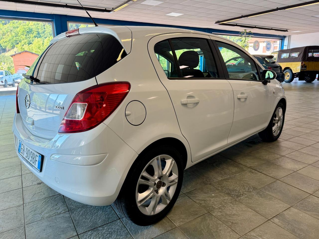 Opel Corsa 1.3 CDTI 95CV 5 porte Cosmo-NEOPATENTATI-