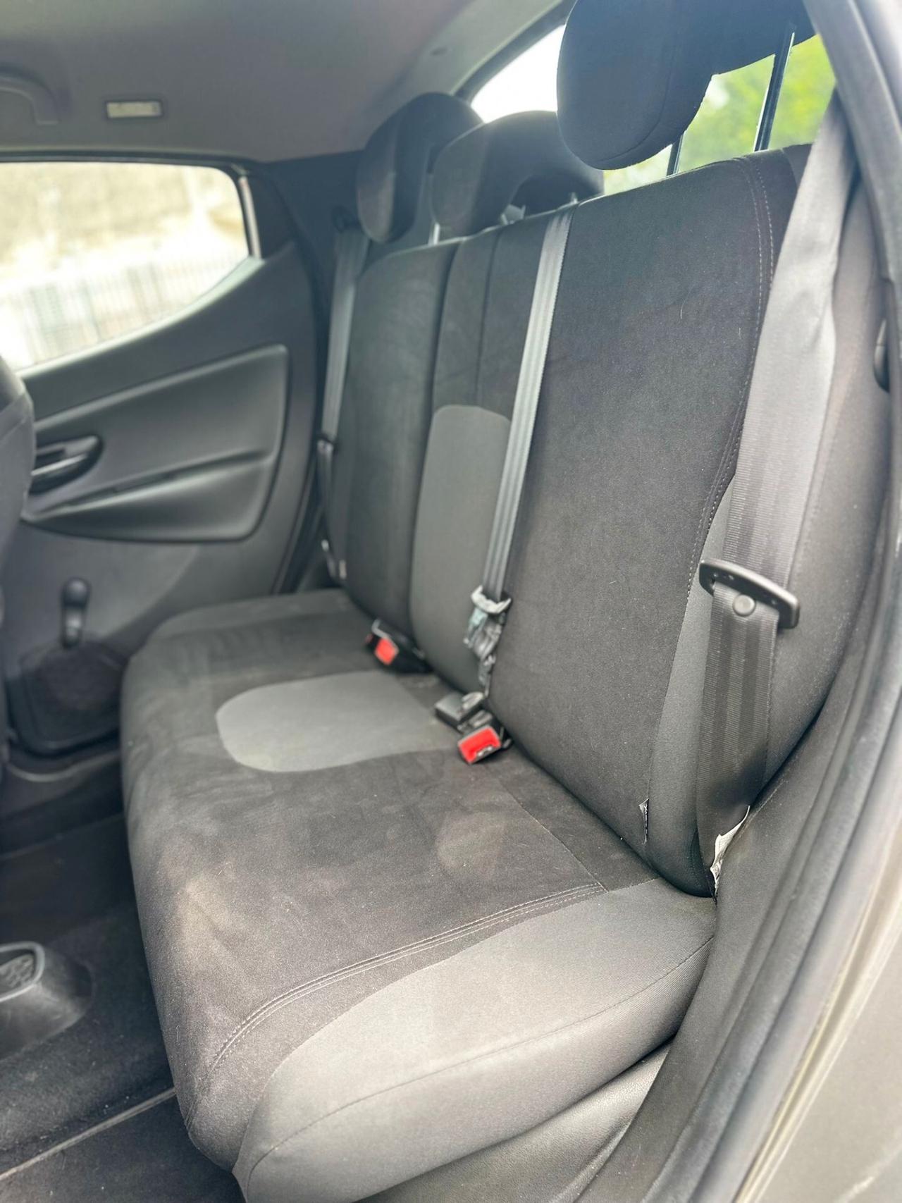 Lancia Ypsilon 1.3 MJT 16V 95 CV 5 porte S&S Gold