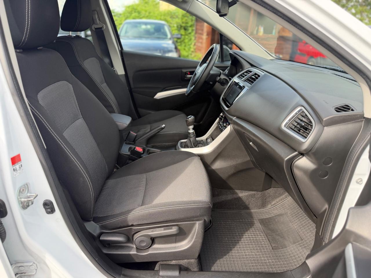 Suzuki S-Cross FULL OPTINAL NAVI+LED+XENON