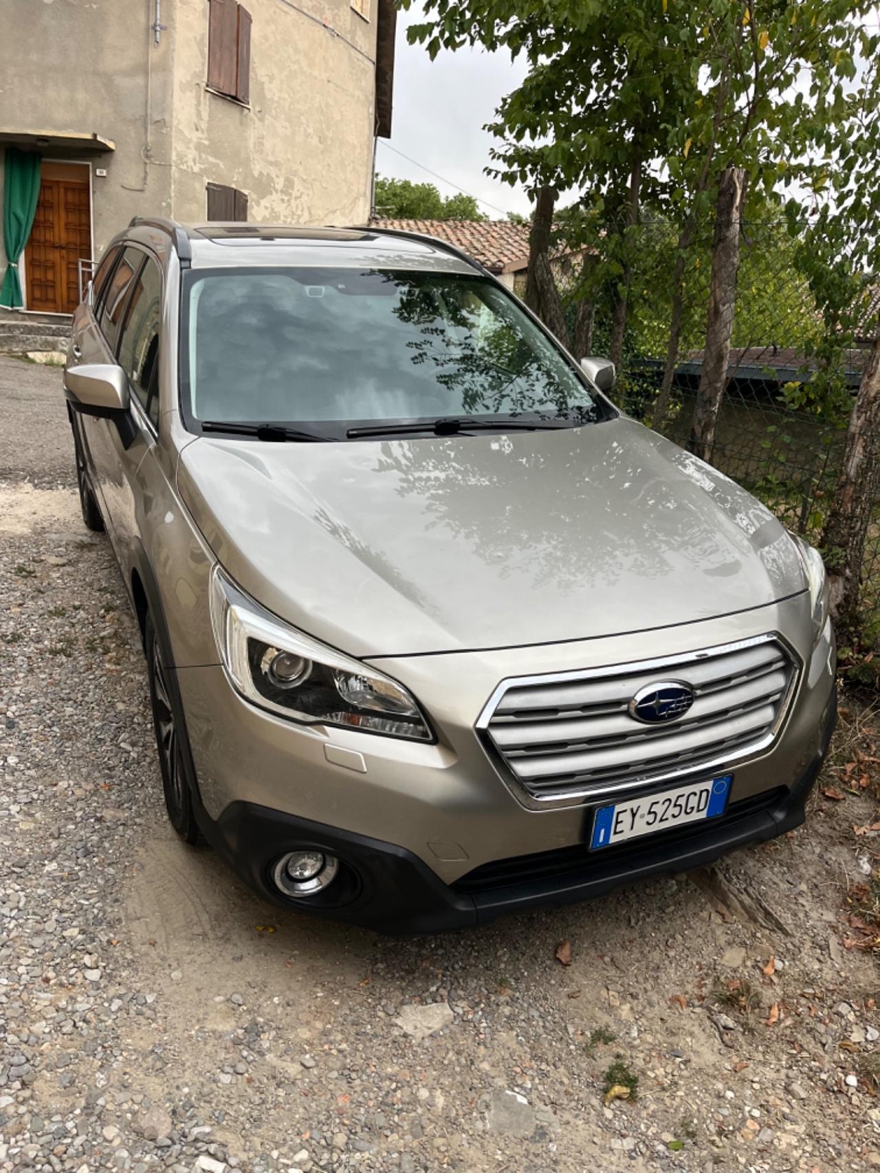 Subaru OUTBACK 2.0D Lineartronic Adventure
