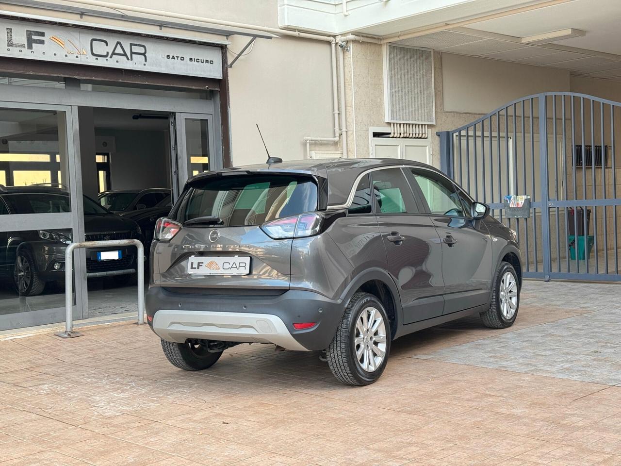 Opel Crossland 1.2 Elegance 130 cv