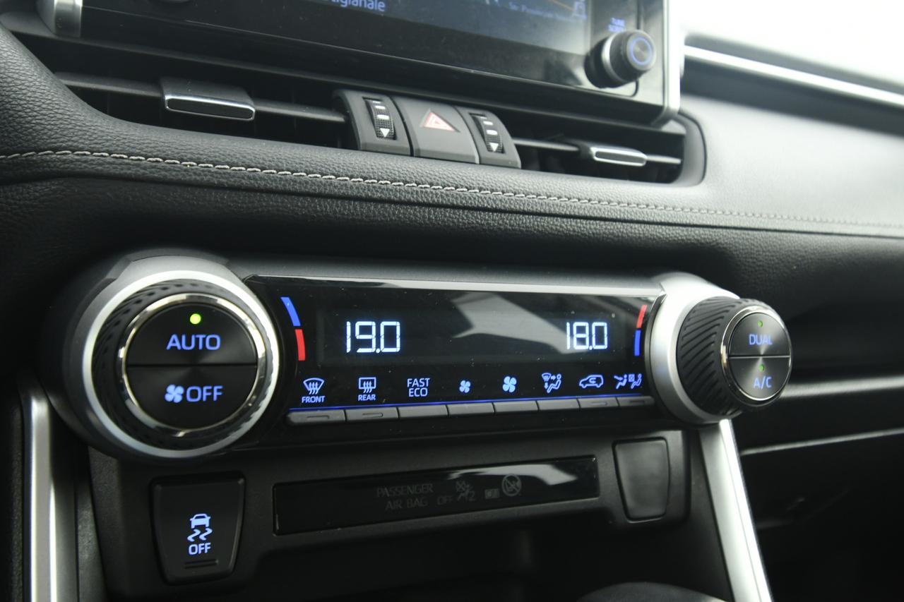 TOYOTA Rav4 2.5 vvt-ie h Dynamic 2wd 218cv e-cvt FULL LED+ACC+CAMERA