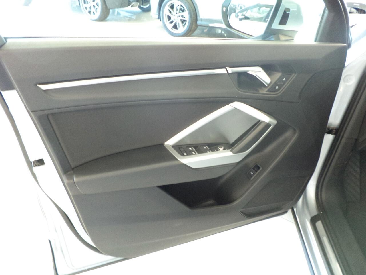 AUDI Q3 Business Advanced 40 2.0 TDI 190cv Quattro S-tronic Euro 6D