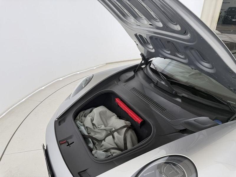 Porsche 911 Carrera GTS