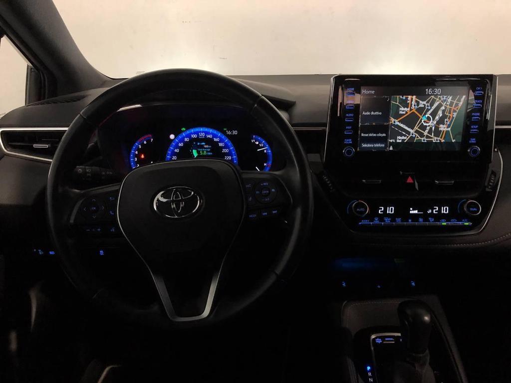 Toyota Corolla 1.8 Hybrid Style CVT