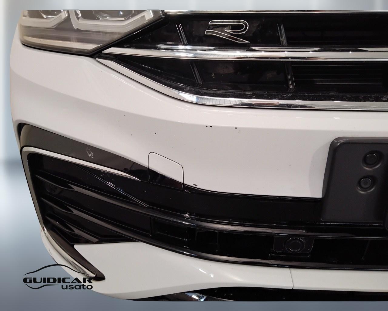 VOLKSWAGEN Tiguan II 2021 - Tiguan 2.0 tdi R-Line 150cv dsg