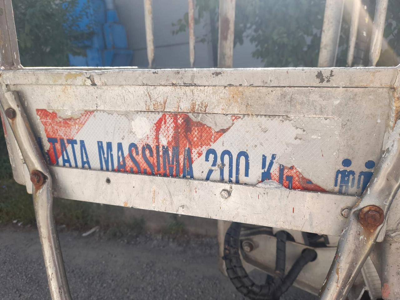 Nissan Cabstar 110 cv piattaforma aerea
