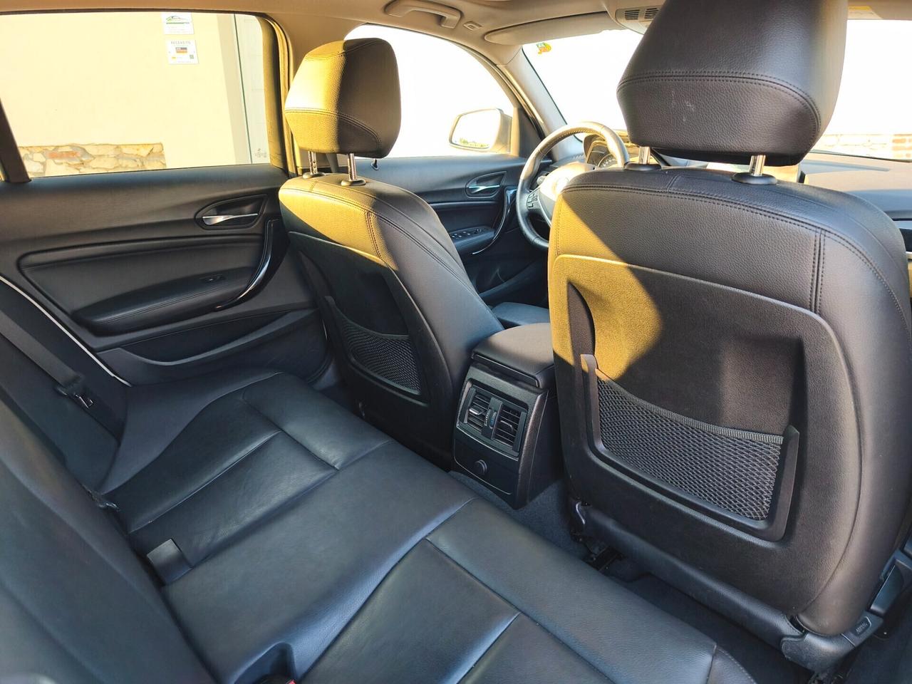 Bmw 118 118d 5p. Urban