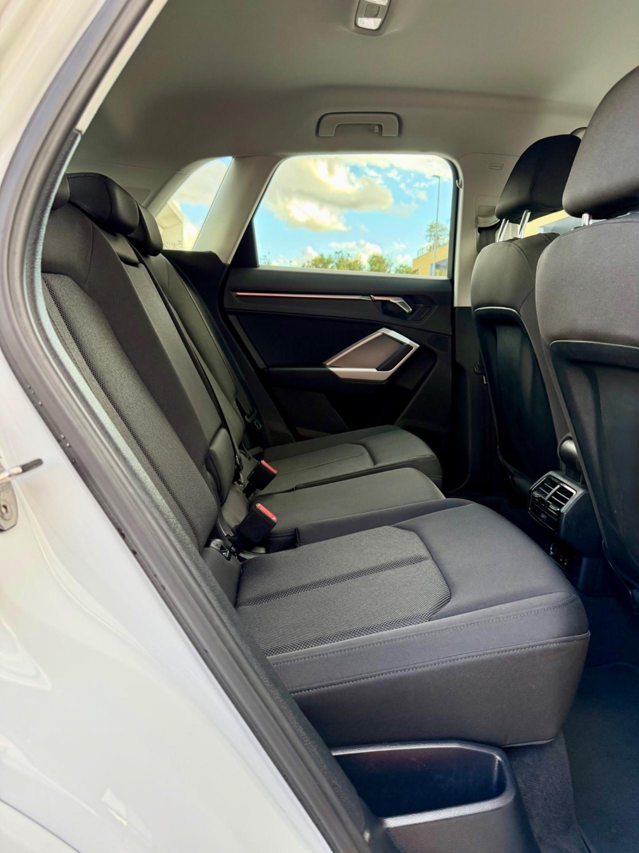 Audi Q3 40 2.0 Tdi Quattro 200CV SLINE Stronic