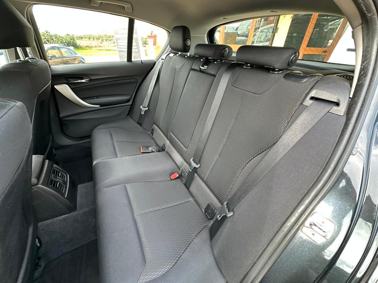 Bmw 114d 5p. Urban 2013