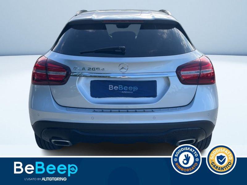 Mercedes-Benz GLA 200 D NIGHT EDITION AUTO