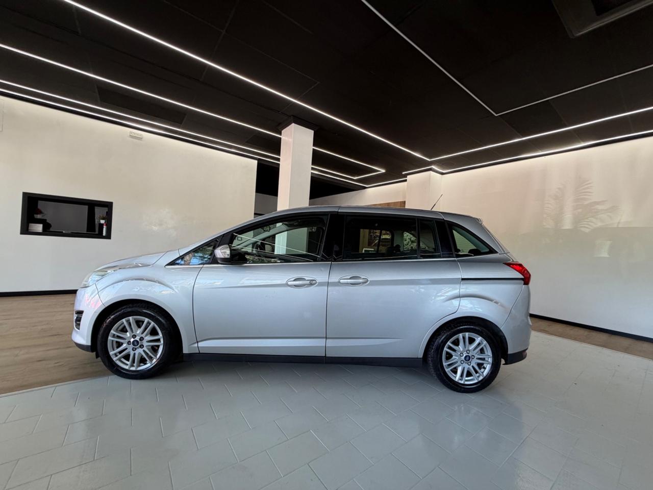 Ford C-Max 1.6 TDCi 7 POSTI