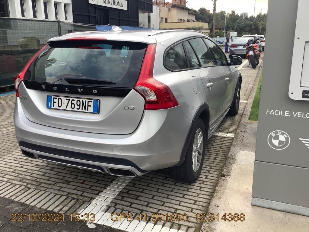 Volvo V60 Cross Country D3 Geartronic Summum 120 m km