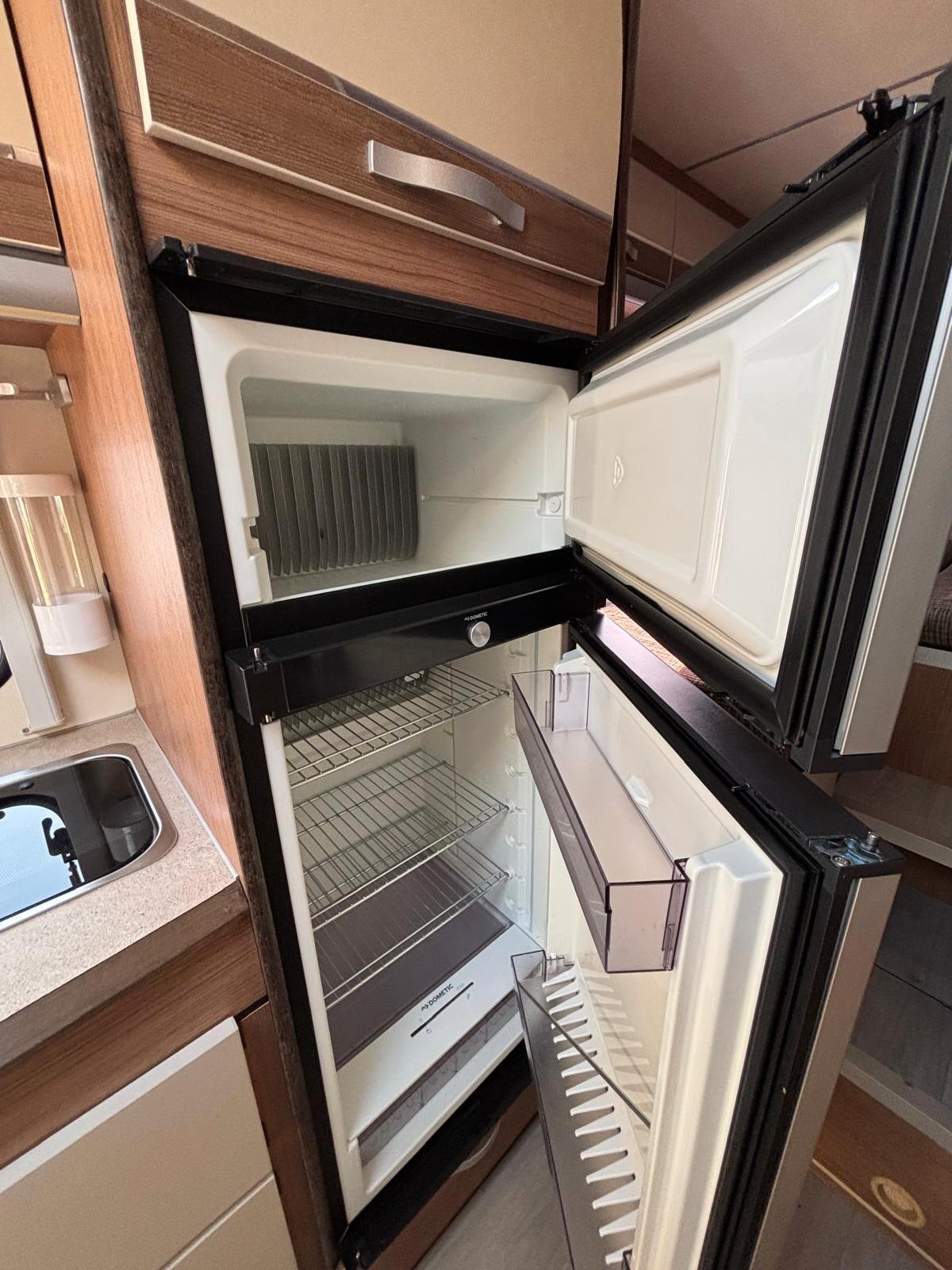 Bela 720 Asb camper