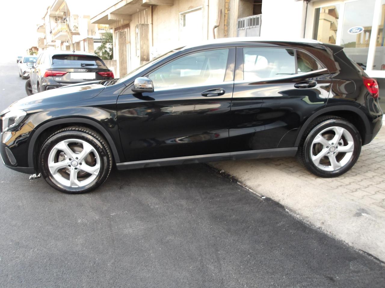 Mercedes GLA 200 d Sport auto