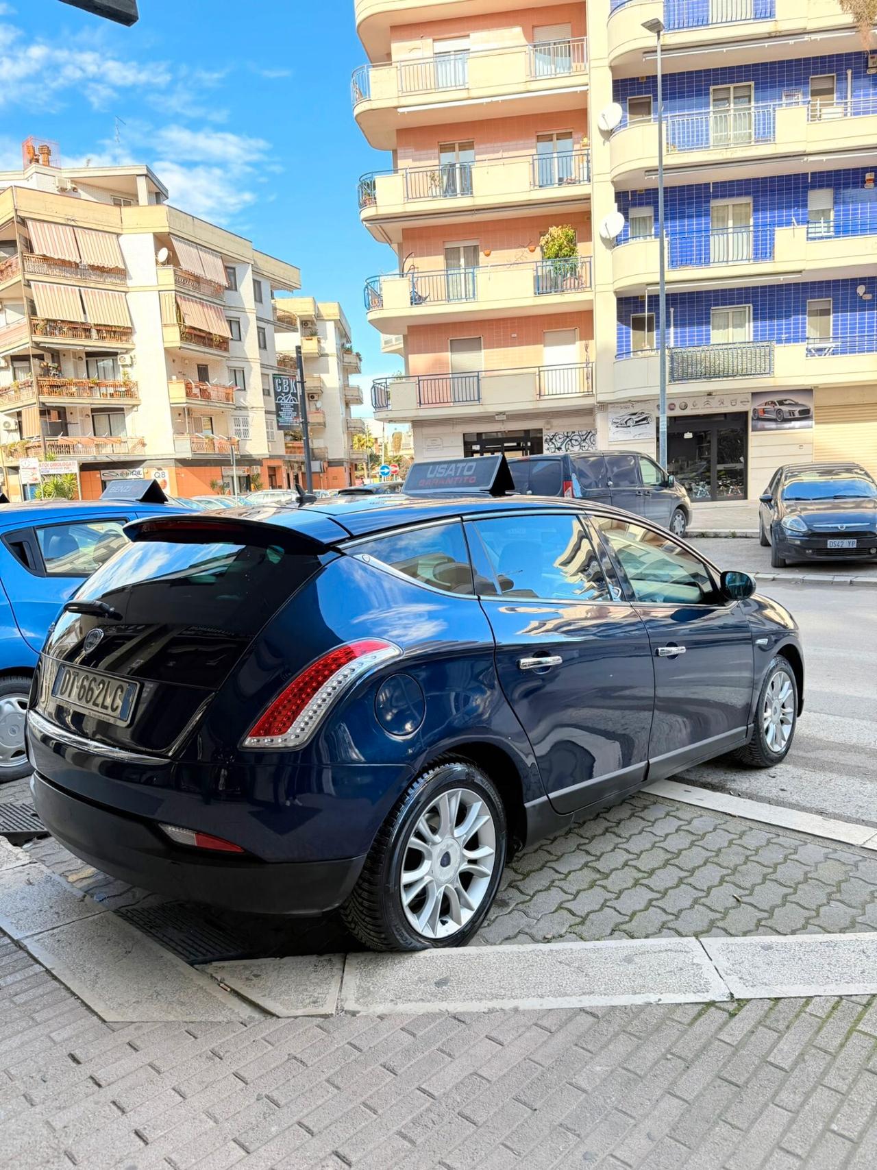 Lancia Delta 1.6 MJT DPF Platino