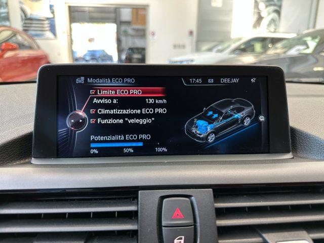 BMW 225 d Coupé Sport Auto - 18" - Navi PRO - Volante M