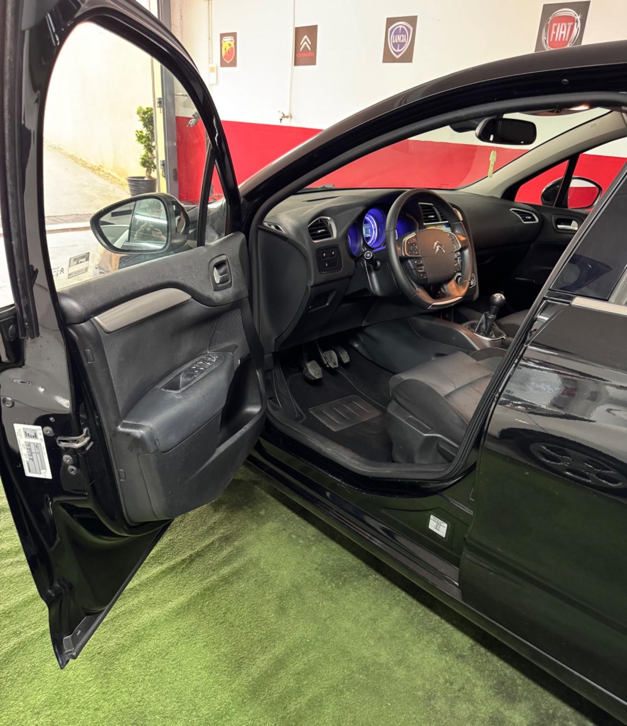 Citroen C4 1.6 HDi 90 Seduction BERLINA