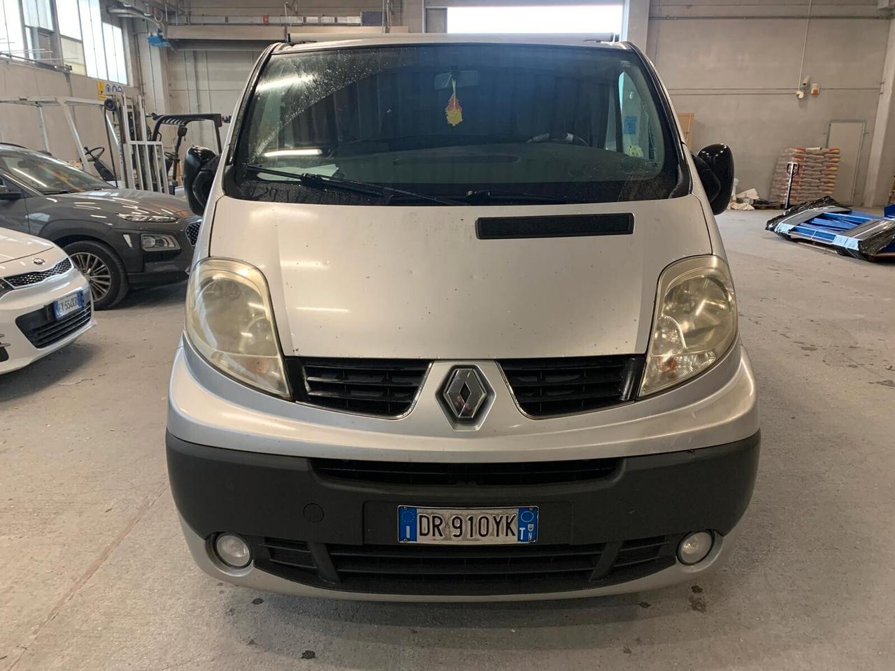 Renault Trafic Passenger 9 posti Camperizzato