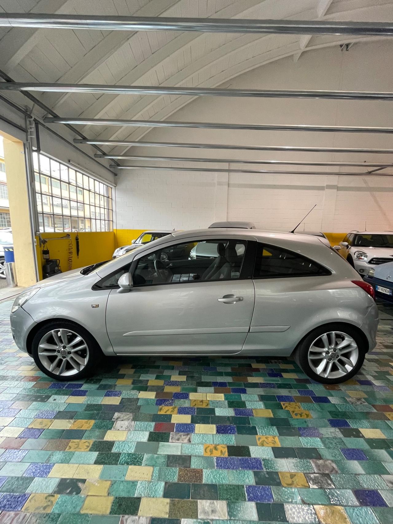 Opel Corsa 1.2 3 porte Sport SOLO 120 MILA KM