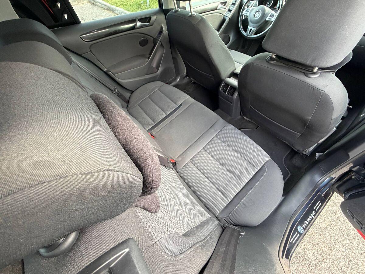 Volkswagen Golf 1.4 tsi Highline 5p dsg