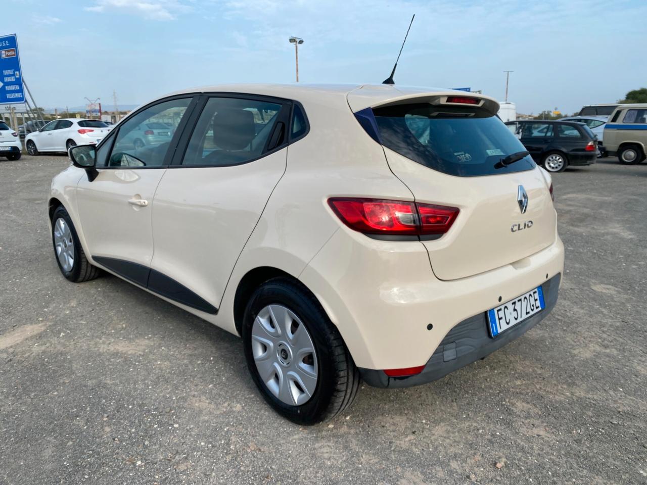 RENAULT Clio 1.2 Benzina 75cv NEOPAT. GARANTITA