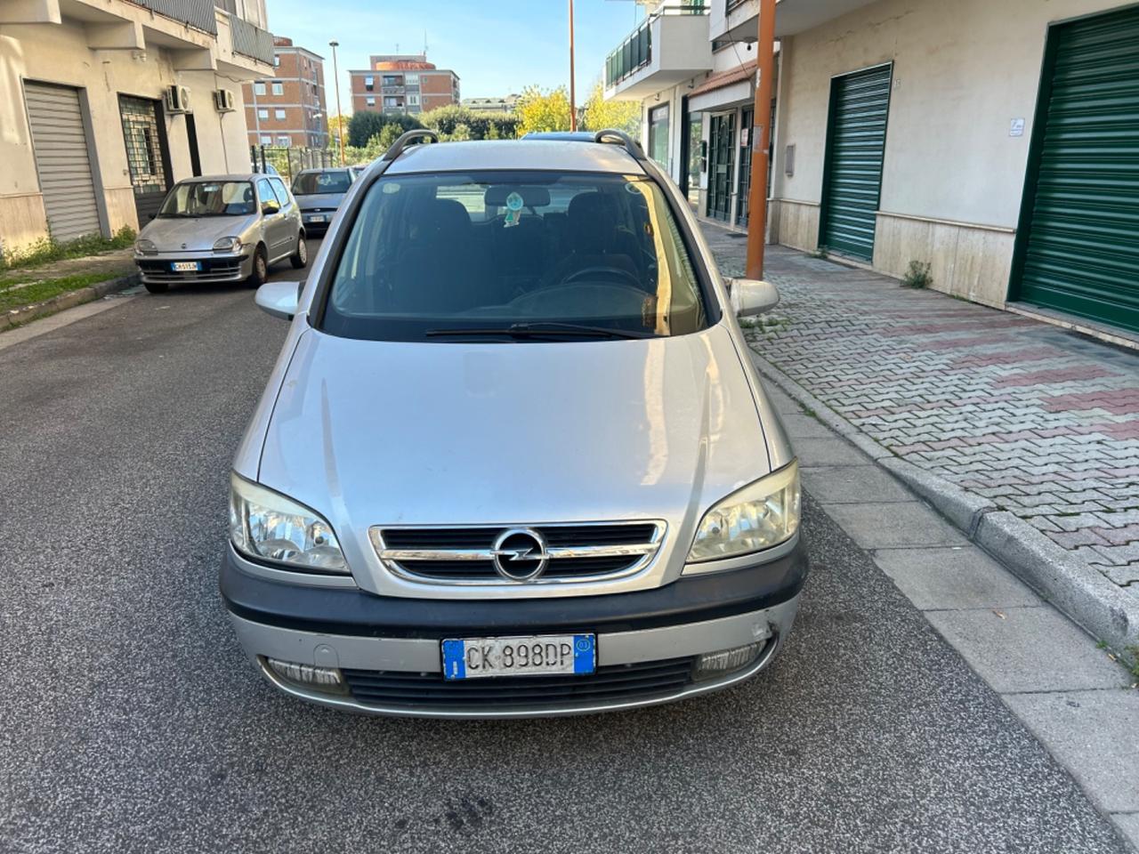 Opel Zafira 2.0 16V DTI cat Elegance